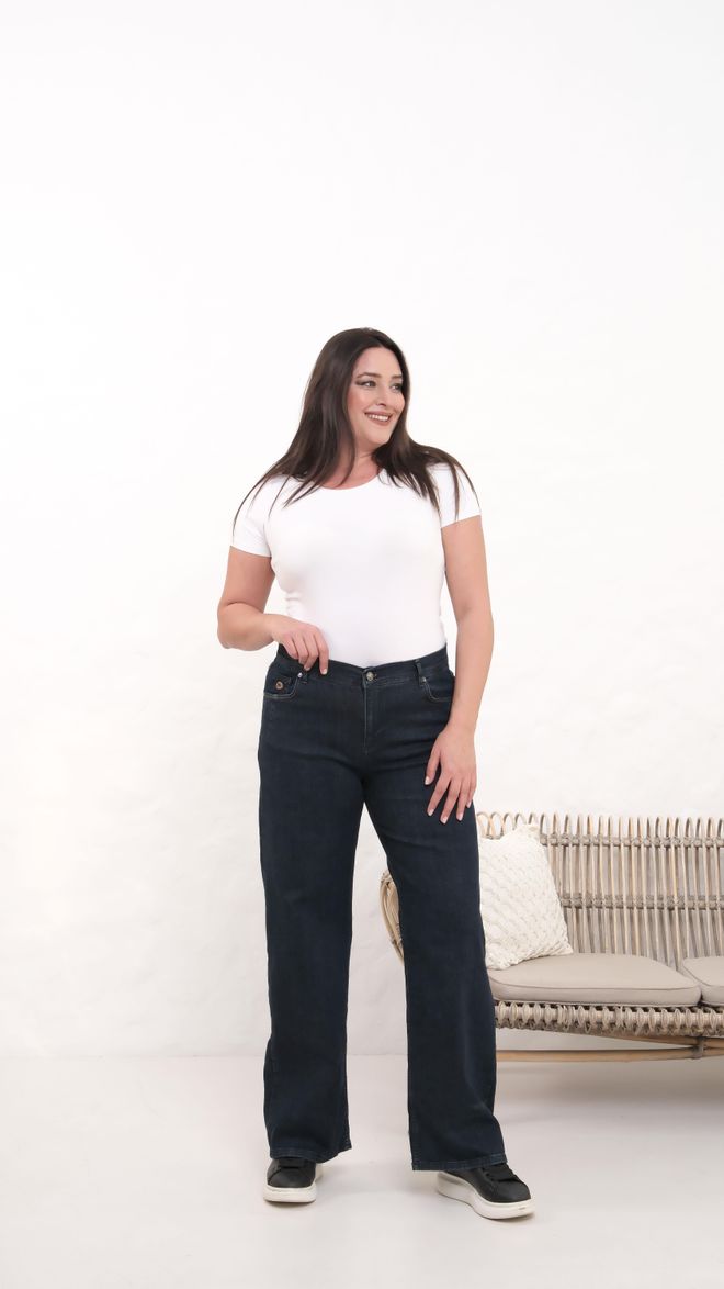LACARINO Blue Casual Plus Size Mom Jeans Wholesale Clothing 1