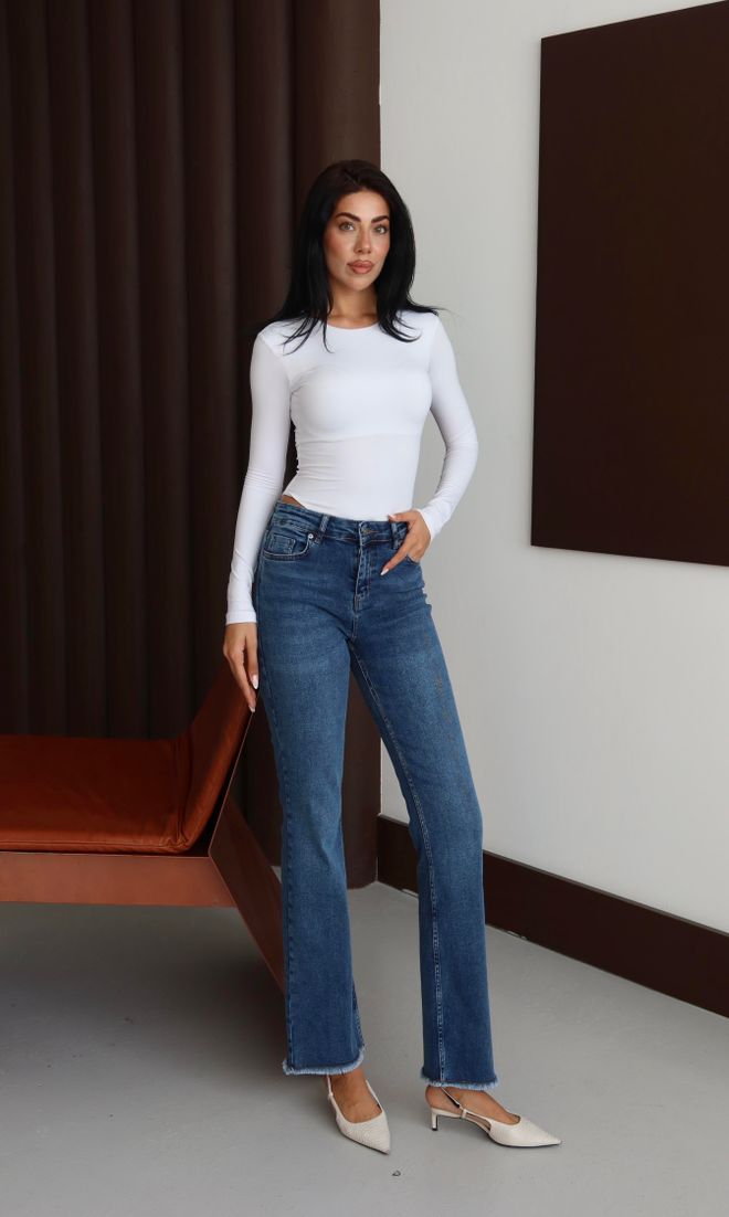 LACARINO Calças De Ganga Mom Azuis Com Perna Reta E Fecho Com Botões Roupas por atacado A relaxar