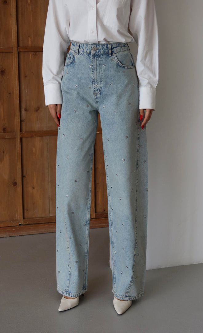 LACARINO Niebieskie Jeansy Mom Z Wysokim Stanem I Prostymi Nogawkami Hurtowa sprzedaż odzieży Casual