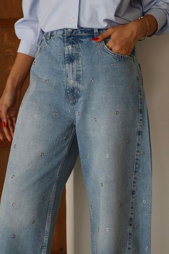 LACARINO Niebieskie Vintage Jeansy Mom Z Wysokim Stanem I Guzikowym Zapięciem Hurtowa sprzedaż odzieży Casual