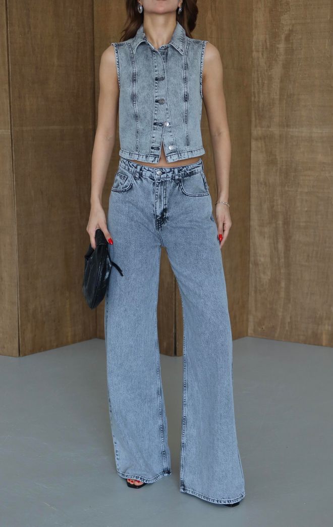 LACARINO Niebieska Casual Sukienka Bez Rękawów Typu Jumper Z Karbowanym Dekoltem Hurtowa sprzedaż odzieży Casual