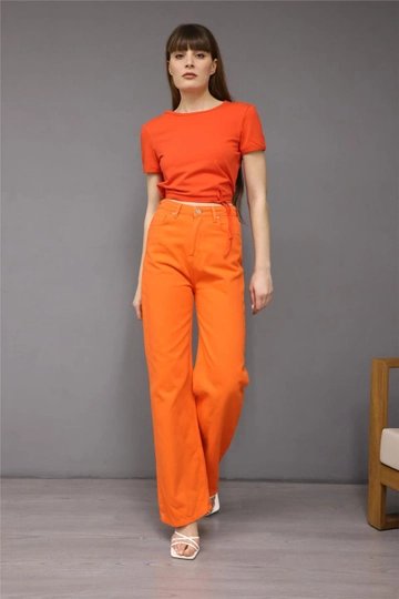 Модель оптовой продажи одежды носит  Джинсы - Оранжевый
, турецкий оптовый товар Джинсы от Lefon.