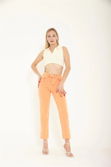 A wholesale clothing model wears  Jeans - Orange
, Turkish wholesale Jeans of Lefon