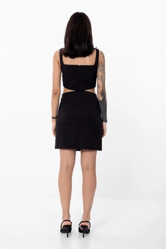 A wholesale clothing model wears lfn11436-mini-dress-black, Turkish wholesale Dress of Lefon