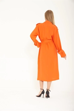 A wholesale clothing model wears lfn11459-trench-coat-orange, Turkish wholesale Trenchcoat of Lefon