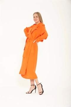 A wholesale clothing model wears lfn11459-trench-coat-orange, Turkish wholesale Trenchcoat of Lefon