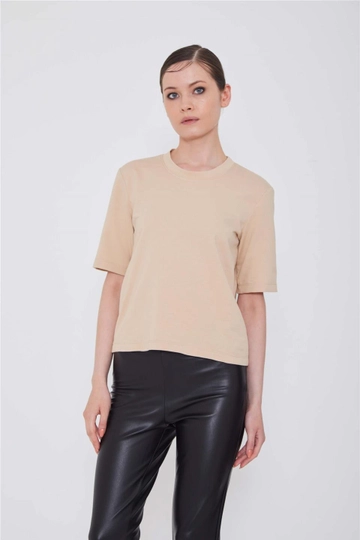 A wholesale clothing model wears  Short Sleeve T-Shirt - Stone
, Turkish wholesale Tshirt of Lefon