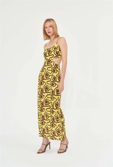 Ein Bekleidungsmodell aus dem Großhandel trägt  Geometrisch Gemustertes Kleid – Limette Und Braun
, türkischer Großhandel Kleid von Lefon