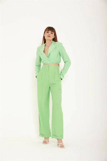 Veleprodajni model oblačil nosi  Hlače Biokroja - Svetlo Zelene
, turška veleprodaja Hlače od Lefon