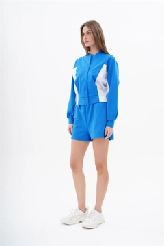 A wholesale clothing model wears lfn11090-sweatshirt-indigo, Turkish wholesale Sweatshirt of Lefon