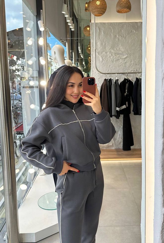 Ladies tracksuit wholesale on sale