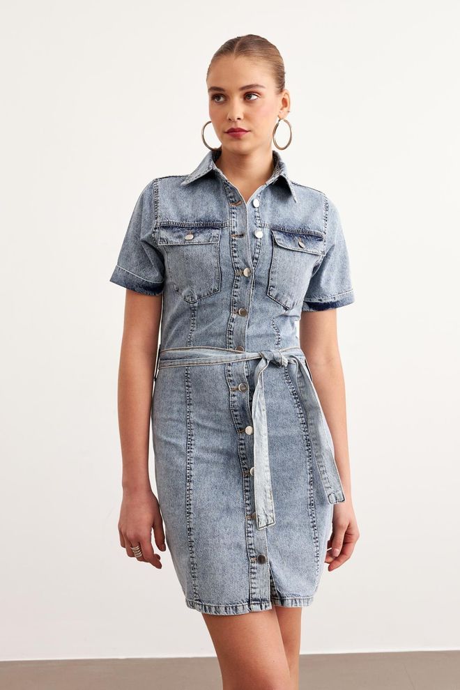 Levure Denim Obleka Z Žepom Na Pasu Snow Wash Modra Oblačila na debelo Rojstni dan