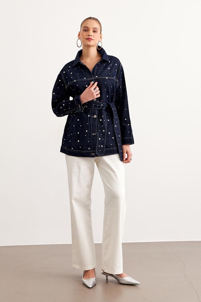 Levure Spijkerjack Rins Wash Met Gedetailleerde Details En Verlaagde Plooien In Marineblauw Groothandel Kleding Casual