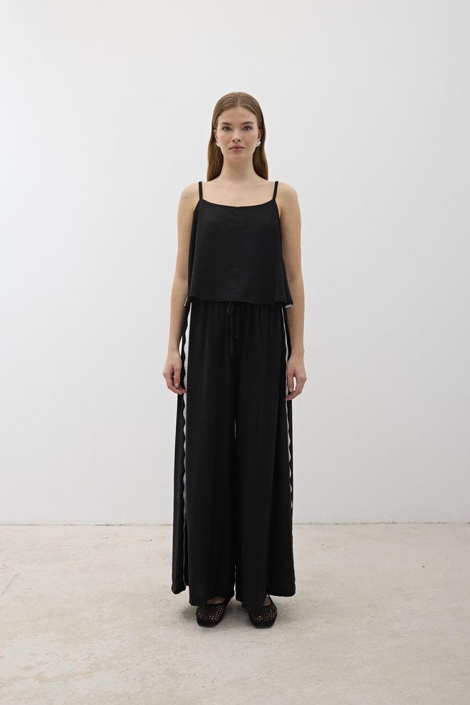 Levure Waterstone Detailed Blouse Black Wholesale Clothing Casual