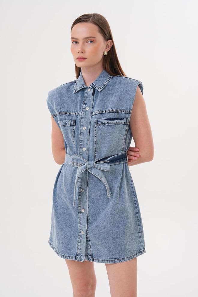 Levure Vestido Con Cinturón Con Detalle De Guata En Los Hombros Lavado En La Nieve Ropa al por mayor Sin tela