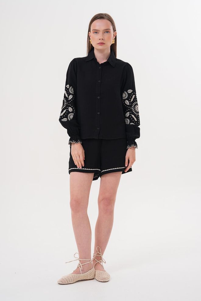 Levure Camicia Con Bottoni Frontali Con Ricamo Sulle Maniche Nera Abbigliamento all'ingrosso Casuale