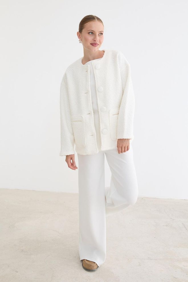 Levure White Elegant Single Breasted Coat With Buttoned Closure Wholesale Clothing Casual