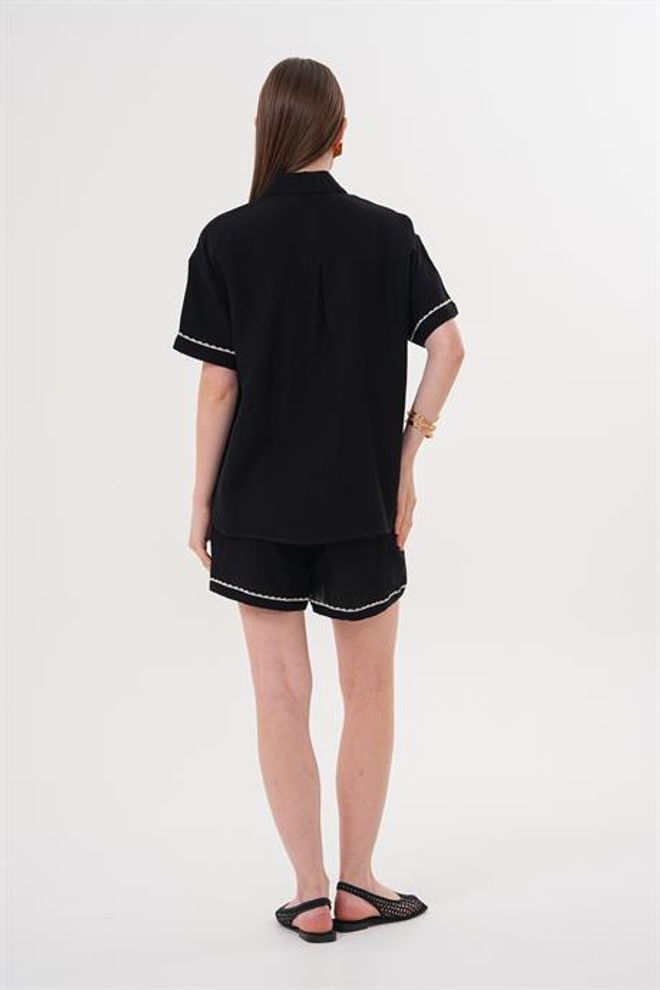 Levure Black Bermuda Shorts Mid Waist Buttoned Wholesale Clothing Spring