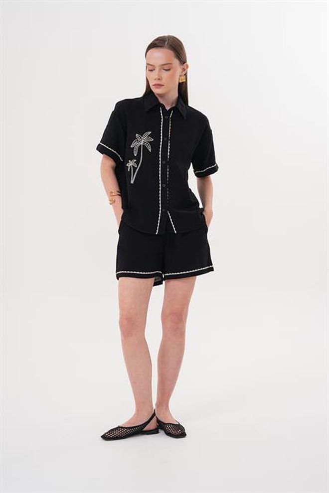 Levure Black Bermuda Shorts Mid Waist Buttoned Wholesale Clothing Casual