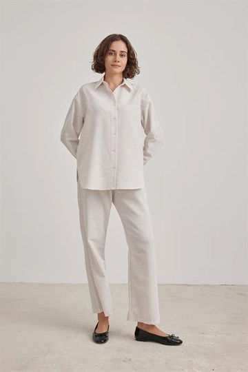 A wholesale clothing model wears  Linen Sleeve Folding Detailed Shirt Stone
, Turkish wholesale Shirt of Levure