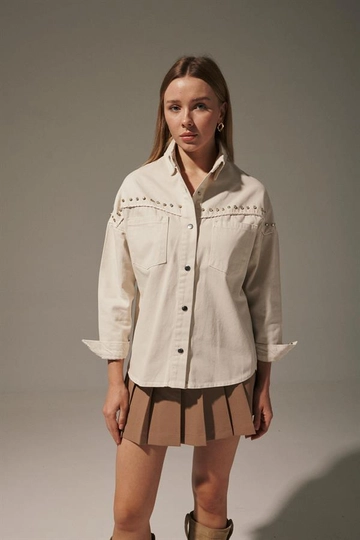 A wholesale clothing model wears  Stone Embroidered Gabardine Women's Jacket Stone
, Turkish wholesale Jacket of Levure