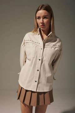 A wholesale clothing model wears lev10147-stone-embroidered-gabardine-women's-jacket-stone, Turkish wholesale Jacket of Levure