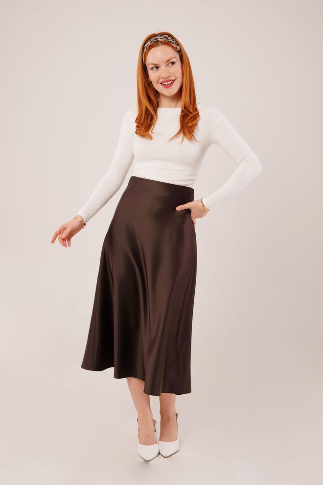 Lustrin Gonna Midi In Raso Marrone Con Taglio A Campana All'ingrosso Abbigliamento all'ingrosso Elegante