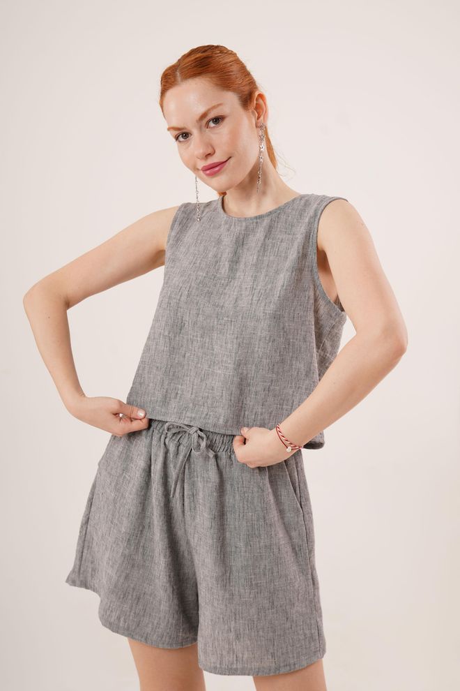 Lustrin Arkası Düğme Detaylı Bluz Ve Cepli Şort İkili Toptan Antrasit Takım Toptan Giyim Gündelik