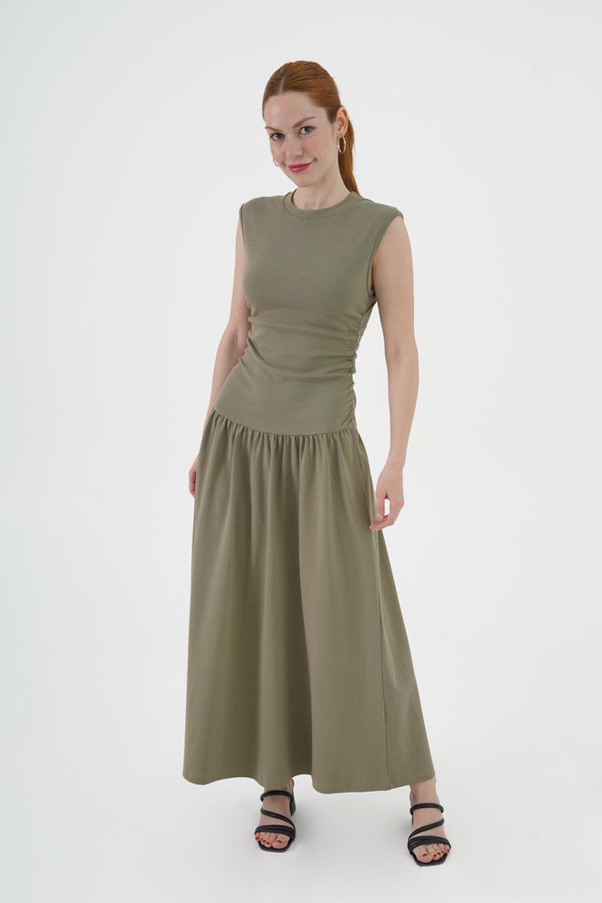 Lustrin Χακί Φόρεμα Fit And Flare Maxi Με Μανίκια Καπάκι Χονδρικό εμπόριο ενδυμάτων Απλό