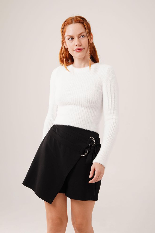 Lustrin Biały Sweter Slim Fit Z Okrągłym Dekoltem I Długim Rękawem Hurtowa sprzedaż odzieży Casual