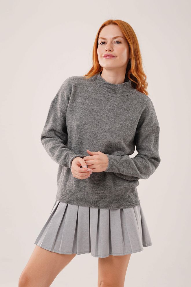 Lustrin Pulover Gri Oversized Cu Gât Înalt Și Mânecă Lungă Îmbrăcăminte cu ridicata Casual