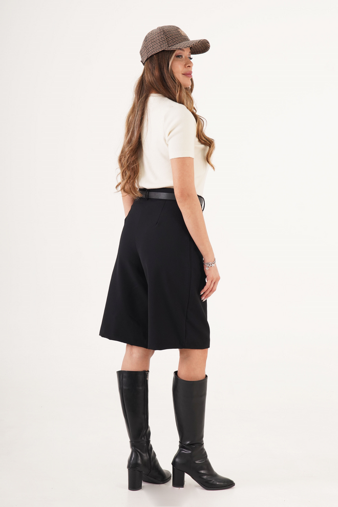 Lustrin Zwarte Bermuda Shorts Met Hoge Taille Groothandel Kleding Werk