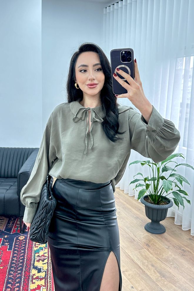 Lustrin Μπλούζα Χακί Με Λαιμόκοψη Πόλο Και Oversized Εφαρμογή Χονδρικό εμπόριο ενδυμάτων Απλό