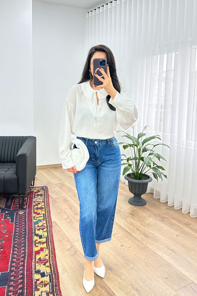 Lustrin White Blouse With Long Straight Sleeves Wholesale Clothing 1