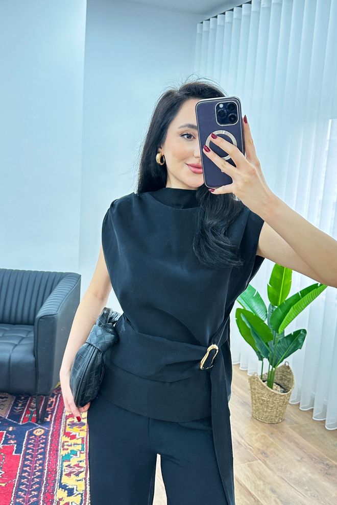 Lustrin Elegant Black Blouse With High Neck And Cap Sleeves Wholesale Clothing Work