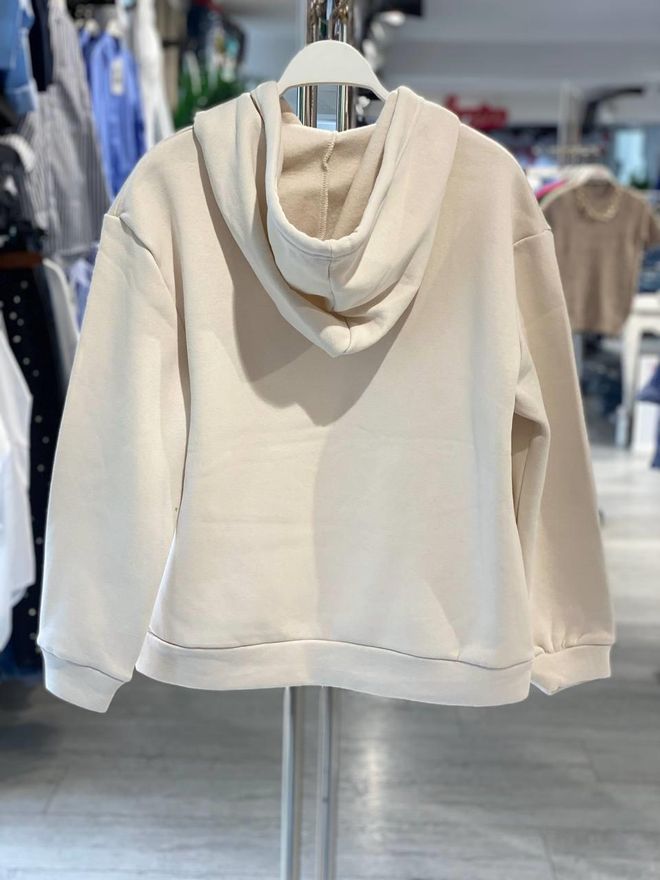 MISS POEM Beżowa Bluza Oversize Z Kapturem I Długim Rękawem Hurtowa sprzedaż odzieży 1