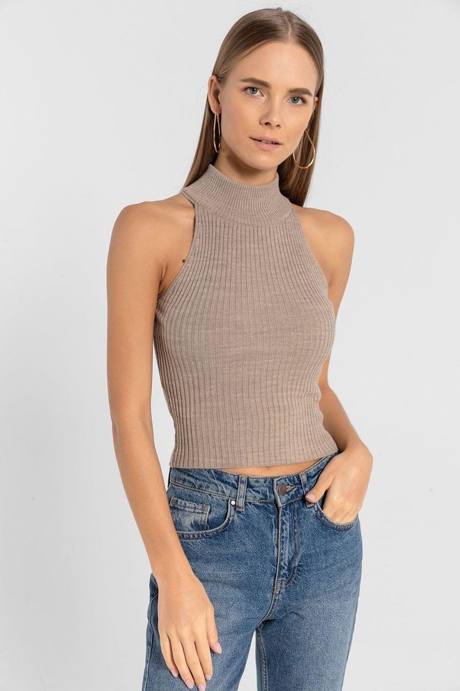 MISS POEM Beige Sleeveless Slim Fit High Neck Crop Sweater Wholesale Clothing Casual