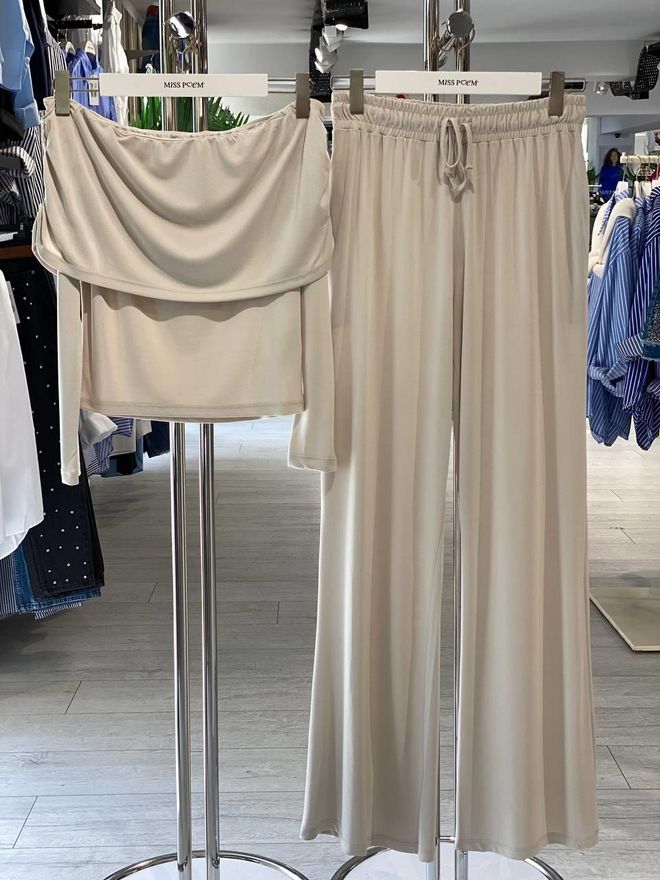 MISS POEM Set Beige Elegante Casual Abbigliamento all'ingrosso Casuale