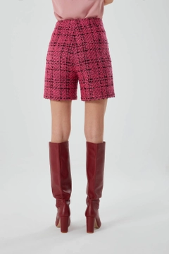 A wholesale clothing model wears MZC10028 - Tuvit Shorts - Fuchsia, Turkish wholesale Shorts of MZL Collection