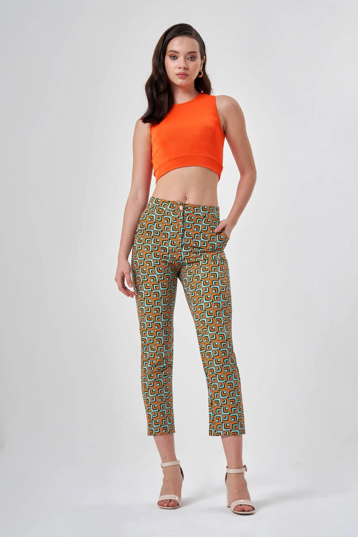 A wholesale clothing model wears MZC10183 - Pants - Orange, Turkish wholesale Pants of MZL Collection