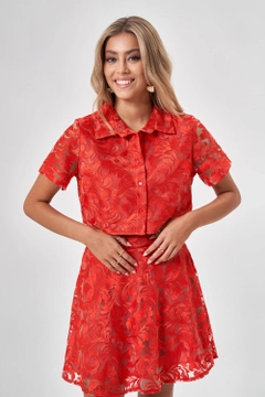 Een kledingmodel uit de groothandel draagt MZC10180 - Shirt - Red, Turkse groothandel Shirt van MZL Collection