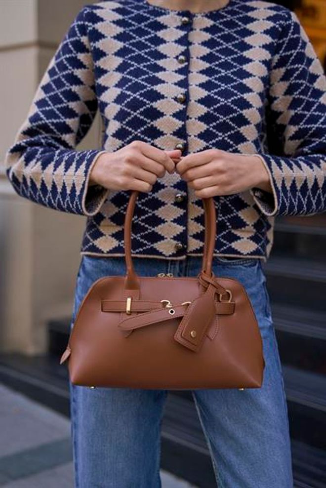 Madamra Bolsa Retrô Com Acessório Dourado Bolsa De Mão E Ombro Taba Roupas por atacado 1