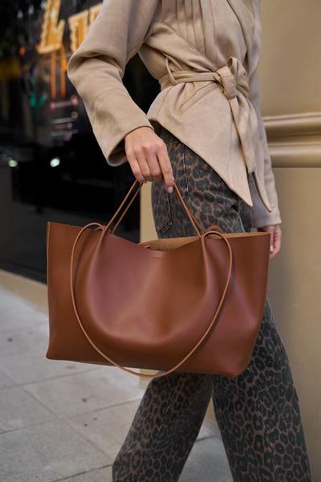 Madamra Bolso Con Hebilla Taba Ropa al por mayor 0