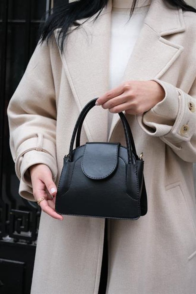 Madamra Bolsa Feminina Maja Mini City Com Capa Preta Roupas por atacado 0