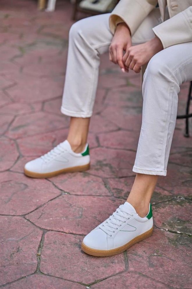 Madamra Tênis Com Sola Retrô Detalhada Branco verde Roupas por atacado 0