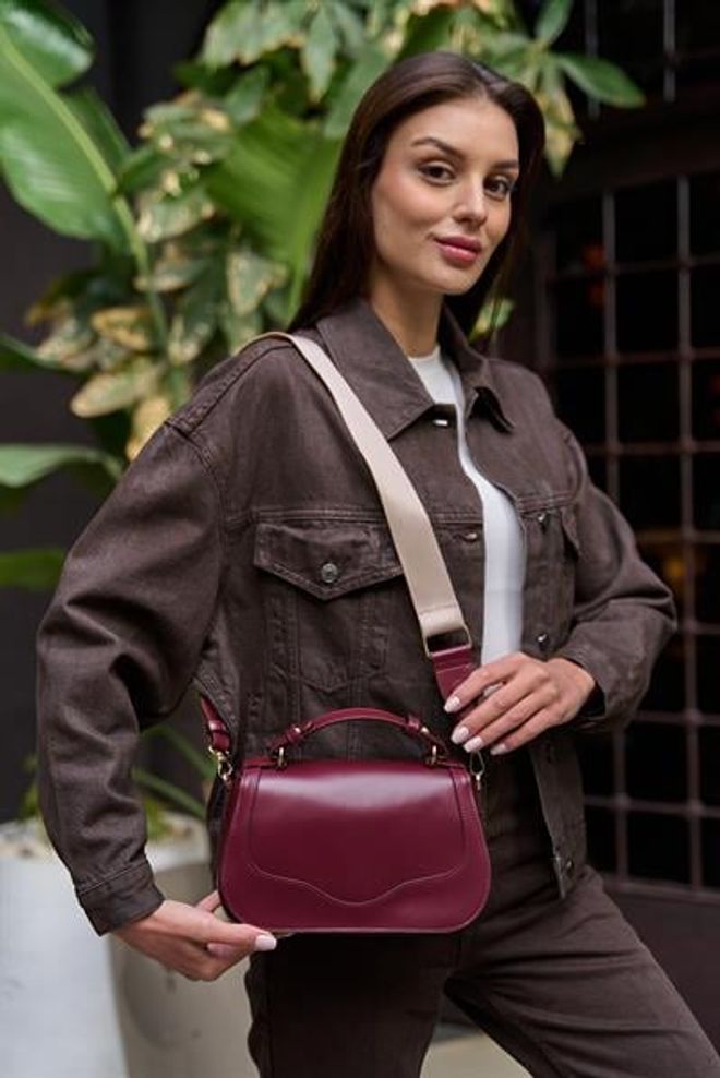Madamra Cross Strap Hand And Shoulder Bag With Lid Burgundy Wholesale Clothing 3