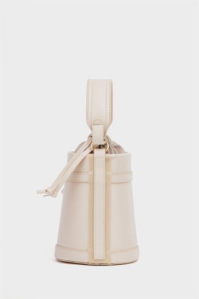 Madamra Kontrast Dikişli Kova El Ve Omuz Çanta Bej Toptan Giyim 3