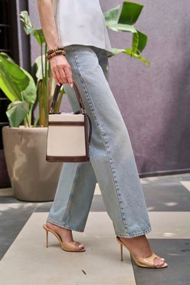 Madamra Kontrast Dikişli Kova El Ve Omuz Çanta Kanvas Kahverengi Toptan Giyim 1