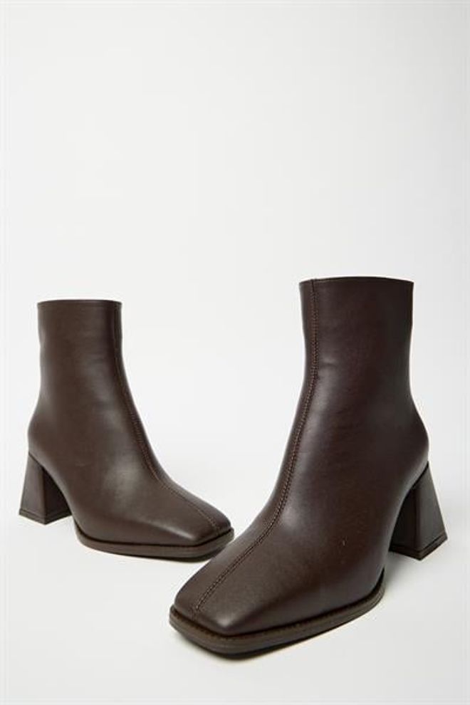 Madamra Stivali Marroni E Tacchi Con Punta A Bottone E Cerniera In Pelle PU A Contrasto Elegante Abbigliamento all'ingrosso 0