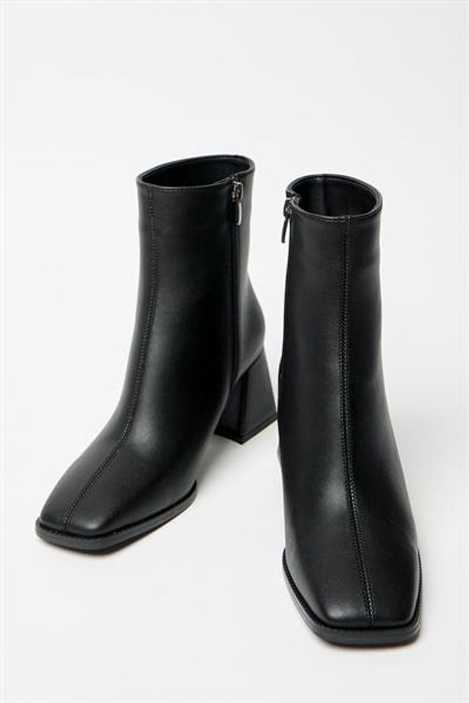 Madamra Stivali Neri Da Donna E Tacchi Con Punta A Bottone E Cerniera In Pelle PU A Contrasto Alla Moda Abbigliamento all'ingrosso 1